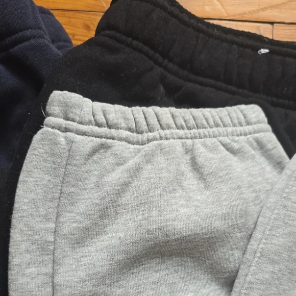 Champion Mens Sweatpants - Gray, Black, and Navy - Lot Of 3 - Large - Picture 3 of 9